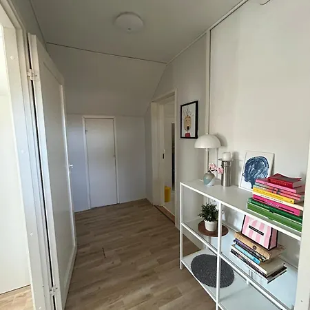 Large House - Sauna, Backyard & Tranquility הלסינקי