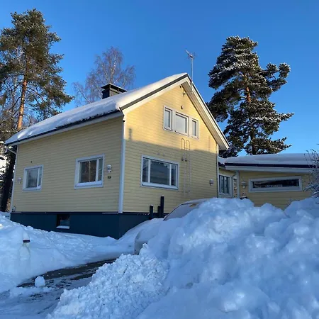 Large House - Sauna, Backyard & Tranquility Apartment Helsinki