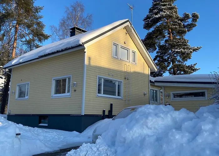 Large House - Sauna, Backyard & Tranquility Lägenhet Helsingfors
